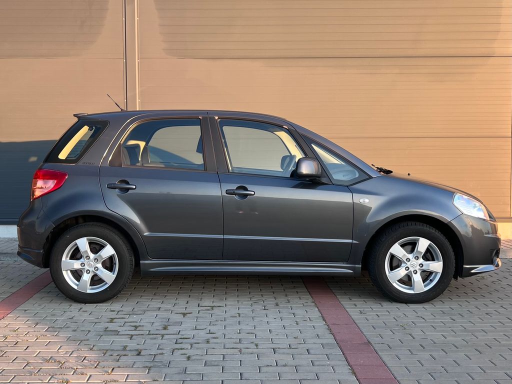 suzuki-sx4-1-6-vvti-vyhrev-s-alu - 6