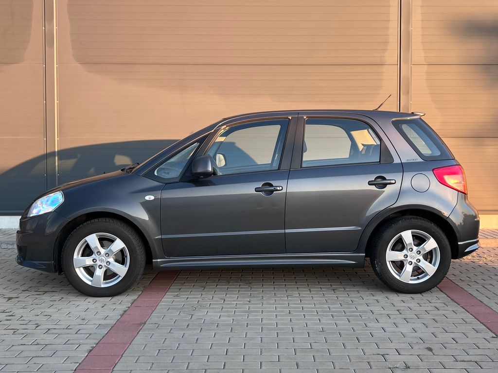 suzuki-sx4-1-6-vvti-vyhrev-s-alu - 7