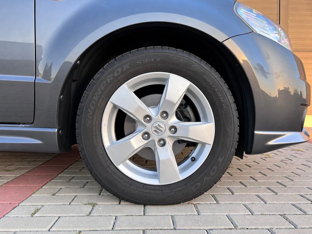 suzuki-sx4-1-6-vvti-vyhrev-s-alu - 8