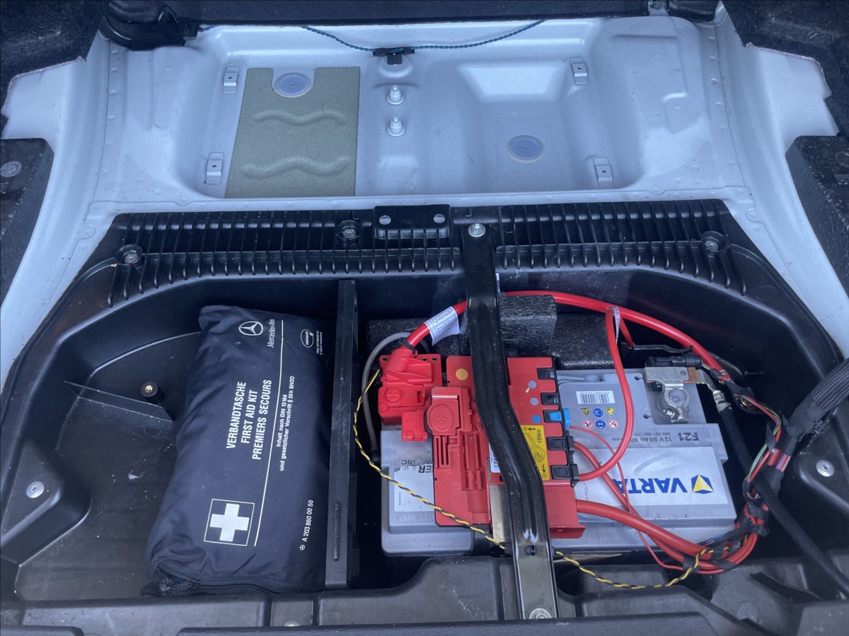 bmw-x1-2-0-18d-x-drive-automat-czauto - 9