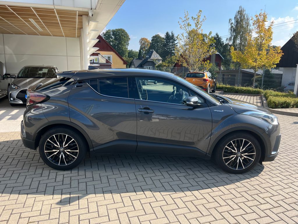 toyota-c-hr-1-8-hybrid-e-cvt-style - 6
