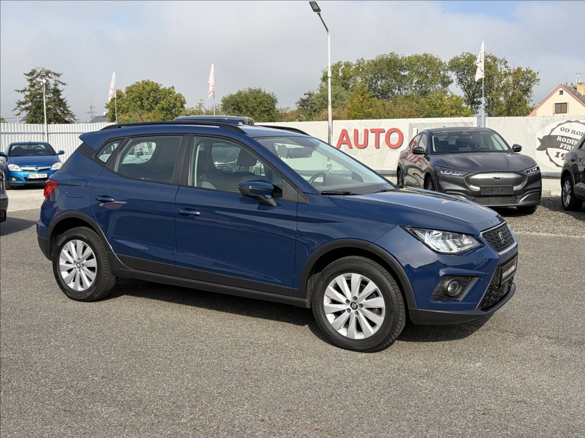 seat-arona-1-0-tsi-85kw-climatronic-carplay-temp - 1
