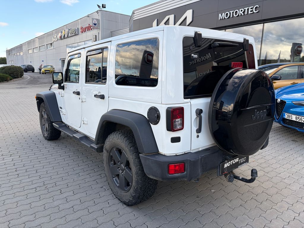jeep-wrangler-2-8-crdi-147kw-at6 - 3