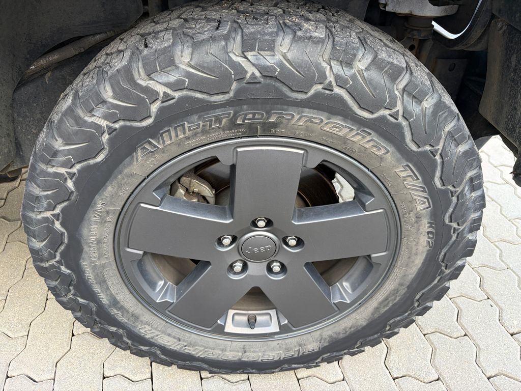 jeep-wrangler-2-8-crdi-147kw-at6 - 9