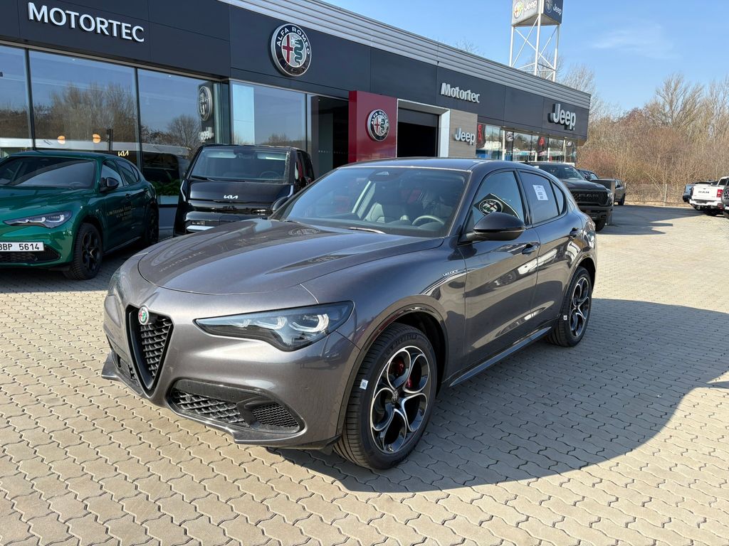 alfa-romeo-stelvio-veloce-2-0-turbo-280k-at8-q4 - 2