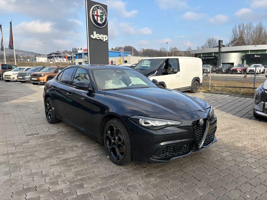 Alfa Romeo Giulia Intensa 2.0 Turbo 280k AT8 Q4