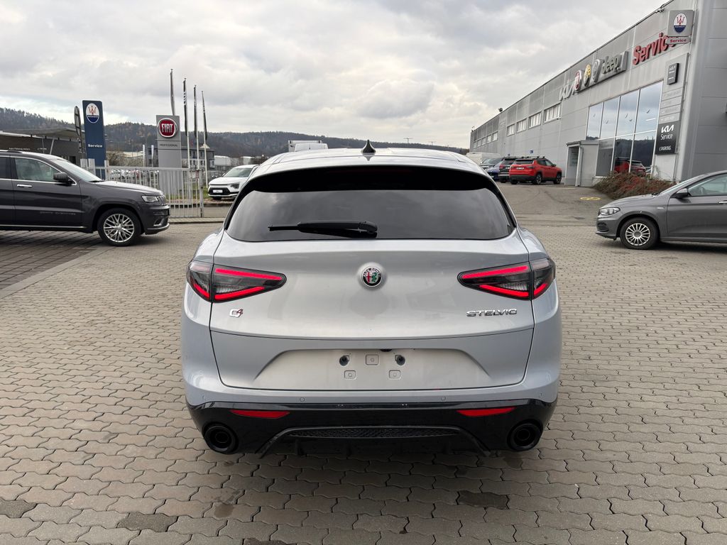 alfa-romeo-stelvio-veloce-2-0-turbo-280k-at8-q4 - 5
