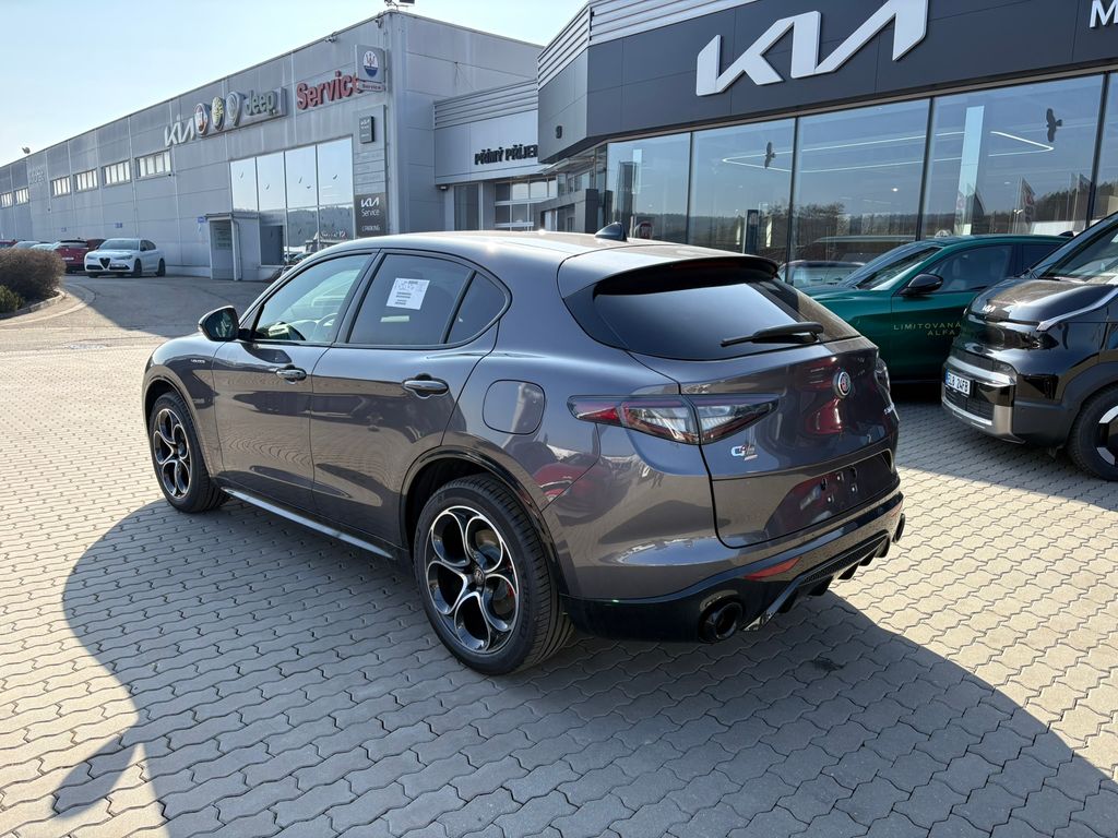 alfa-romeo-stelvio-veloce-2-0-turbo-280k-at8-q4 - 4