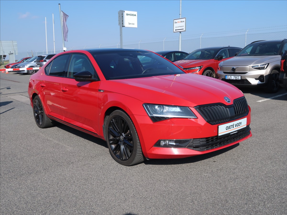 skoda-superb-2-0-tsi-dsg-sportline-4x4 - 6