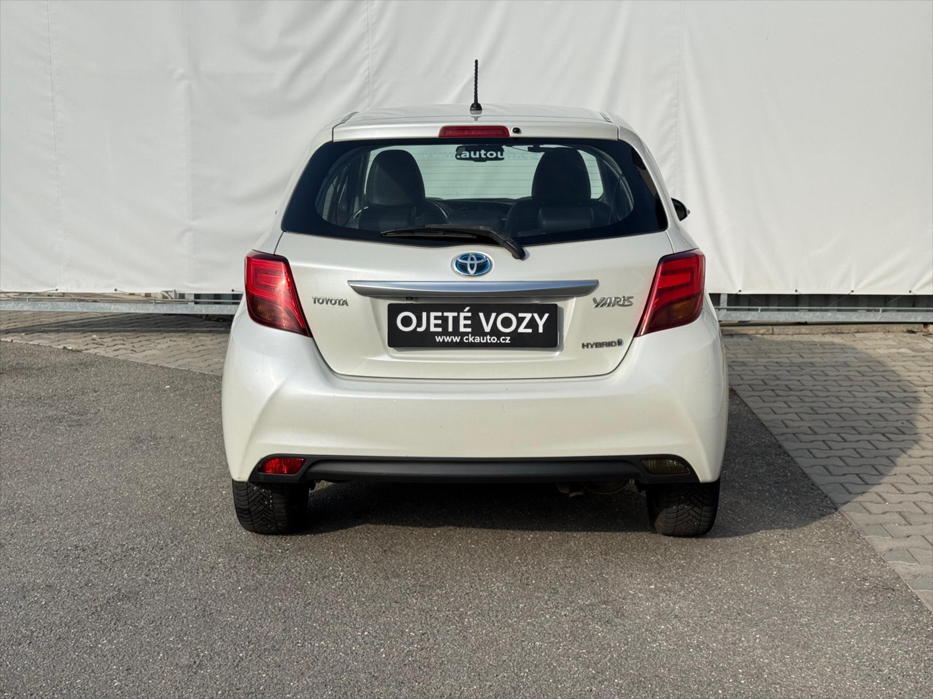 toyota-yaris-1-5-style-senso - 4