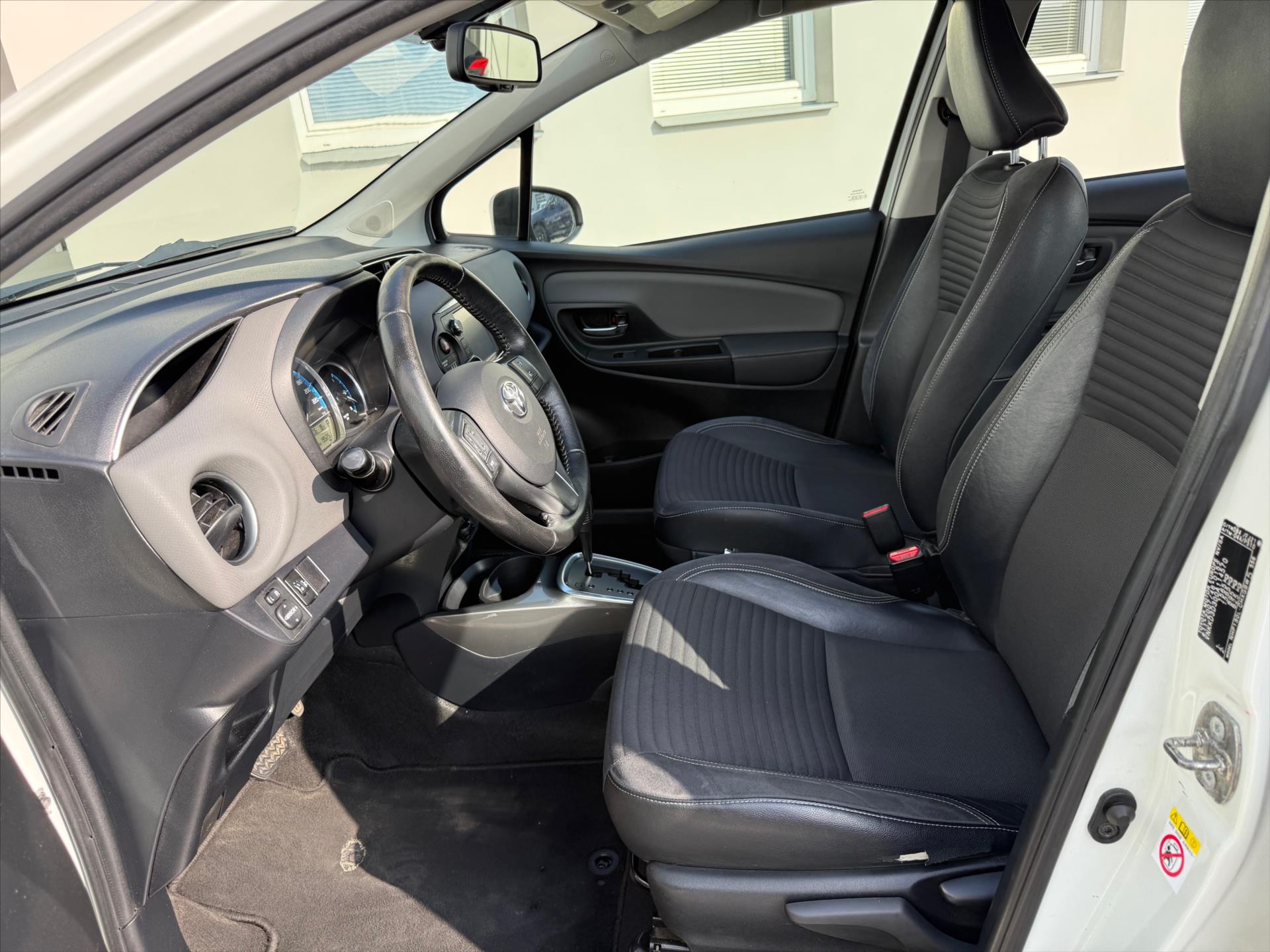 toyota-yaris-1-5-style-senso - 7