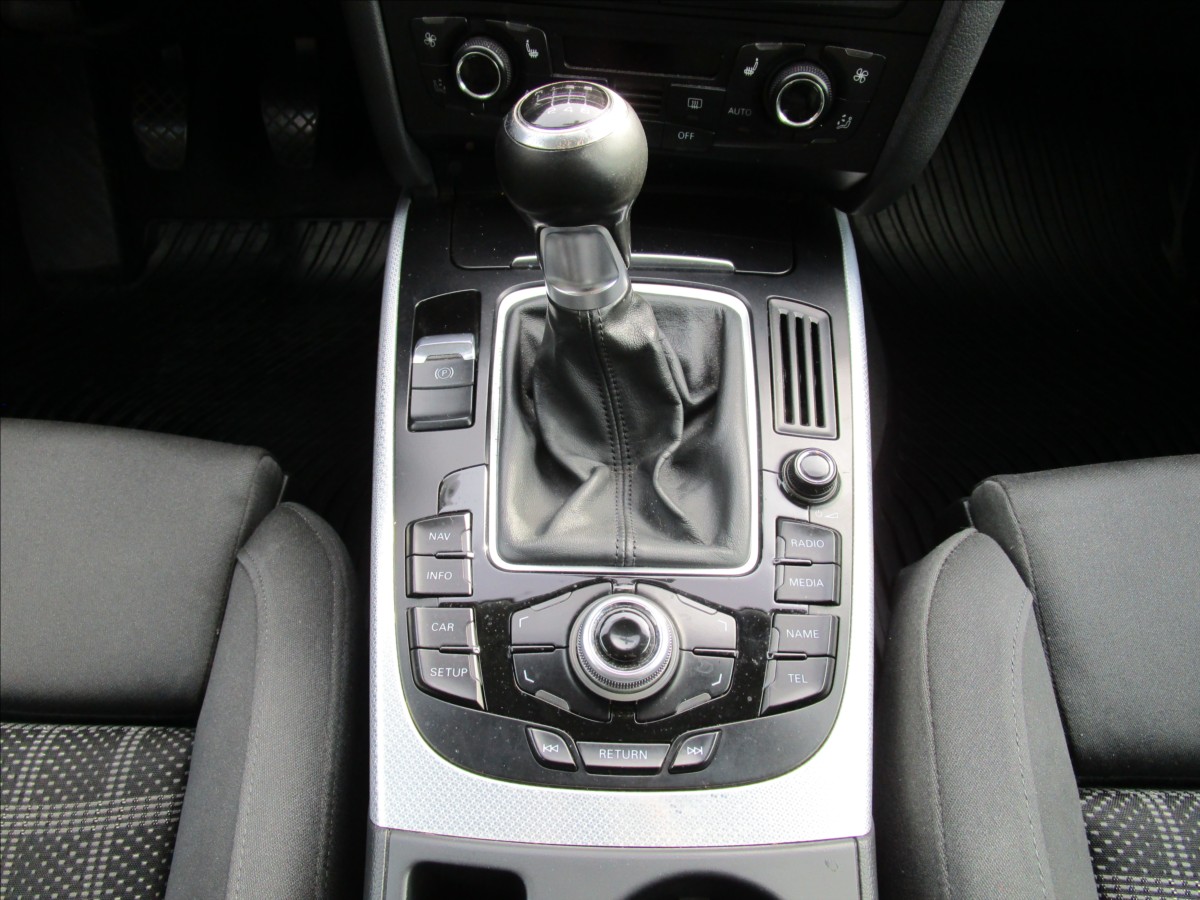 audi-a4-avant-3-0tdi-v6-quattro-bi-xenony - 9