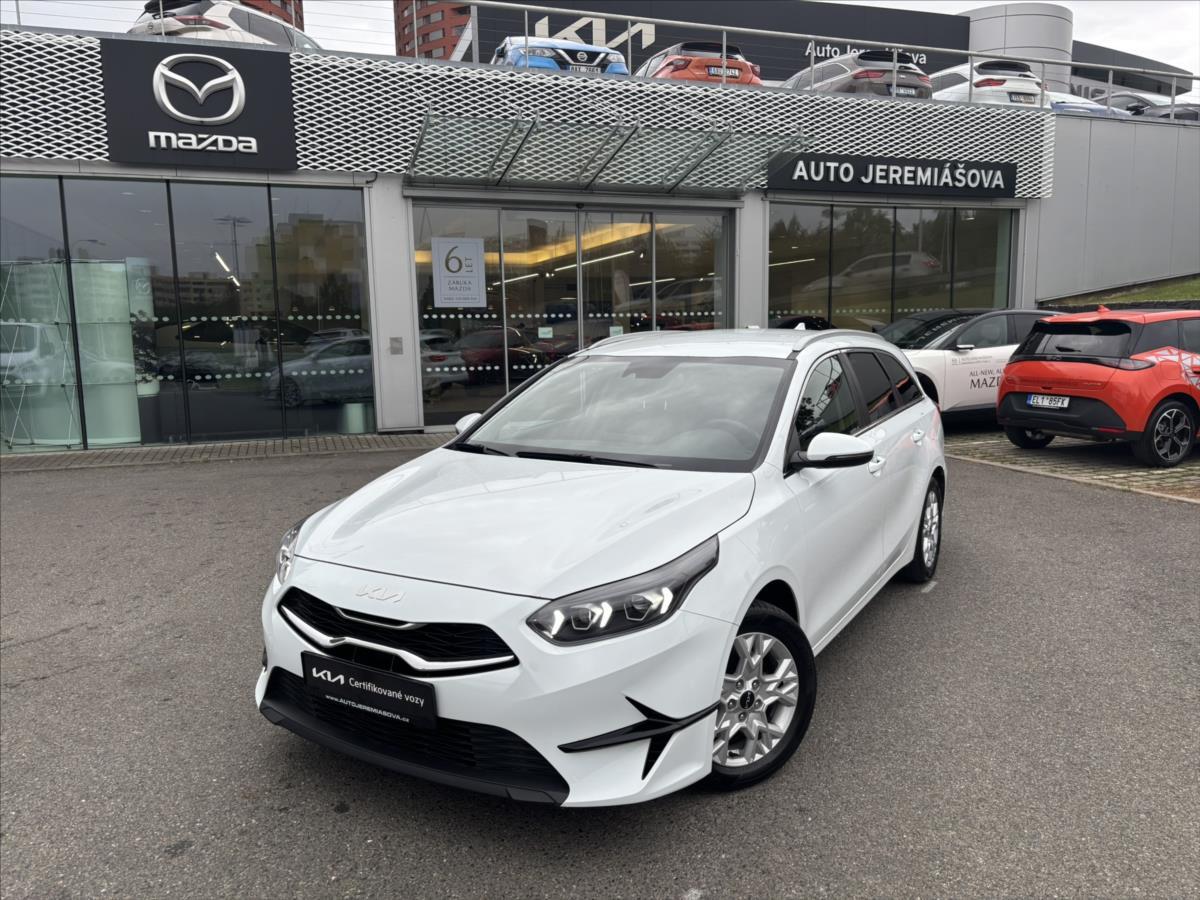 Kia Ceed 1,5 TGDi TOP ZÁRUKA CARPLAY