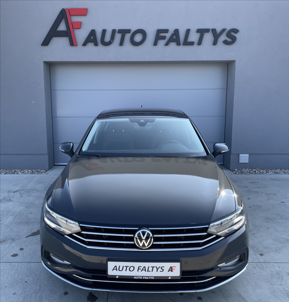 volkswagen-passat-2-0-tsi-200kw-4x4-dsg-cr - 7