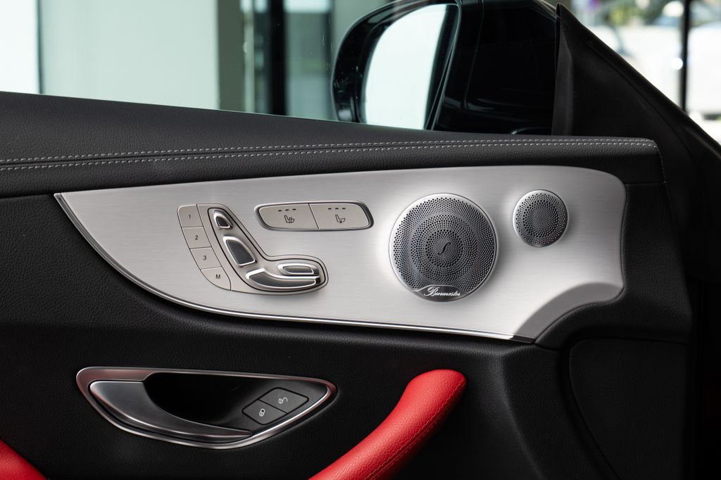 mercedes-benz-tridy-e-d-4m-coupe-burmester-360-pano - 8