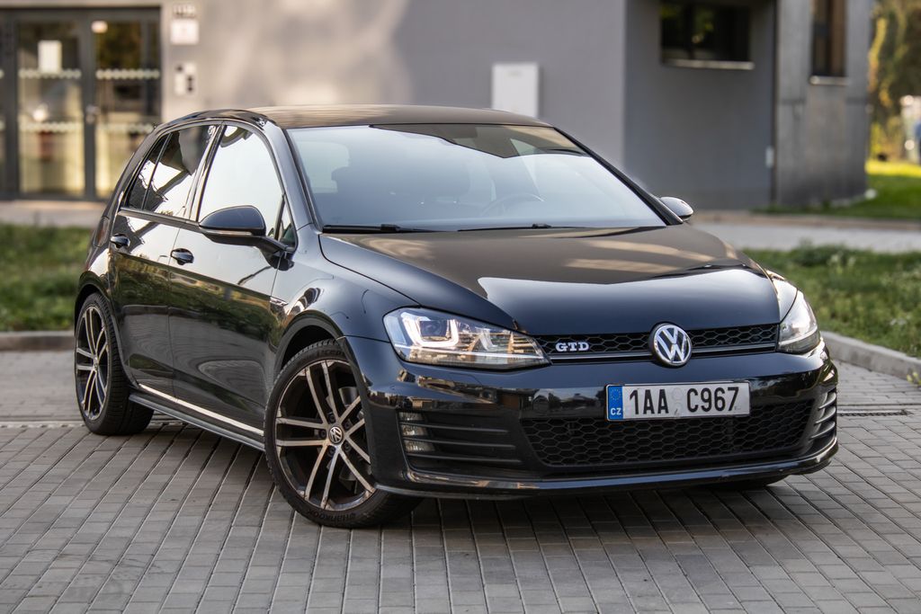 volkswagen-golf - 2