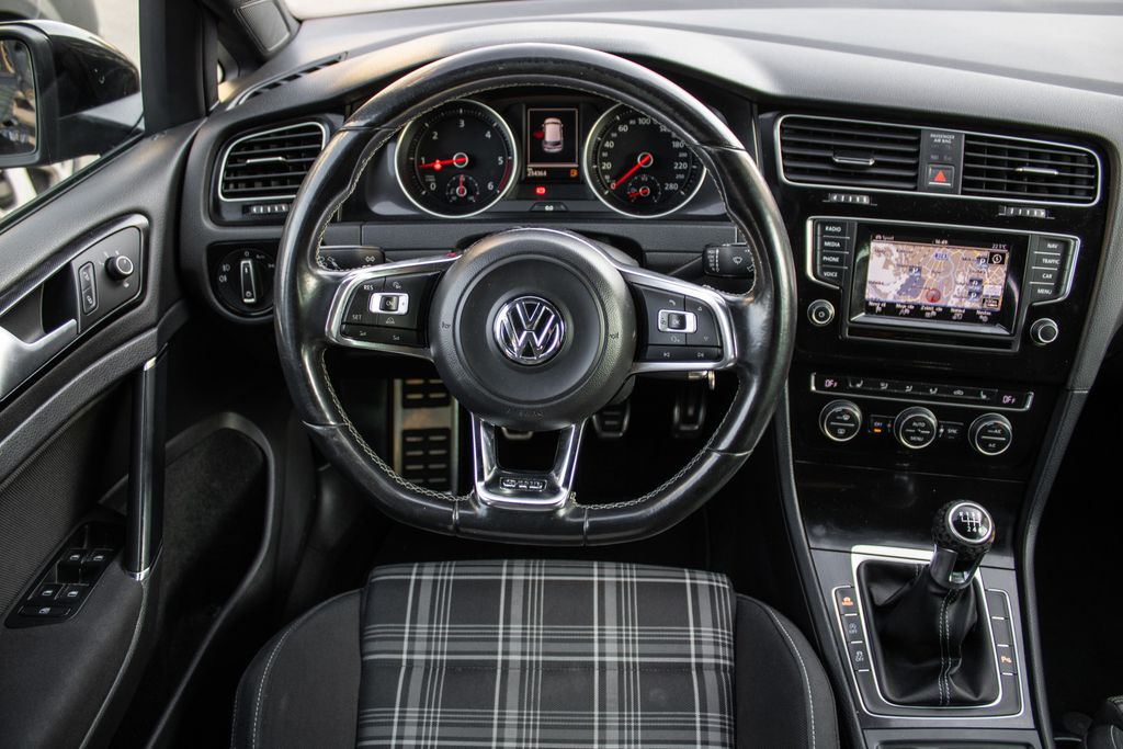 volkswagen-golf - 8