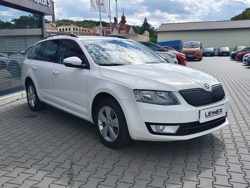 skoda-octavia-1-6-tdi-81kw-elegance - 2