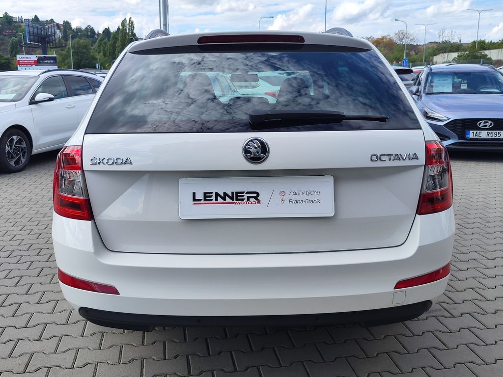 skoda-octavia-1-6-tdi-81kw-elegance - 5