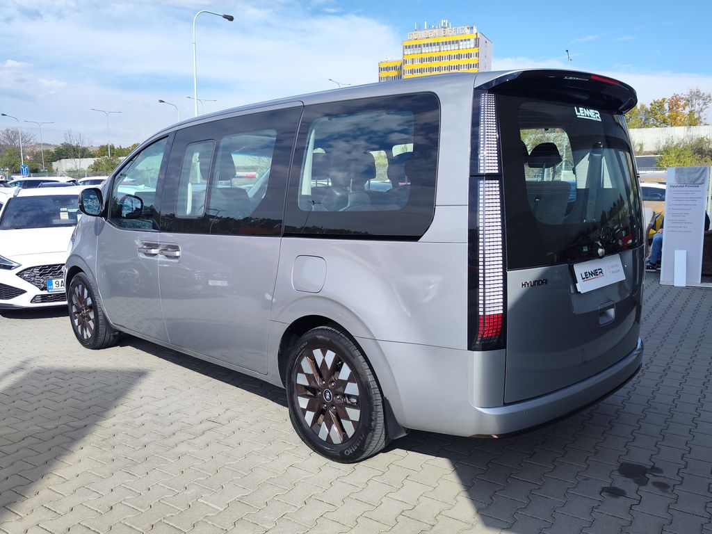 hyundai-staria-2-2-crdi-130kw-luxury-pnm-dct-4x4 - 5