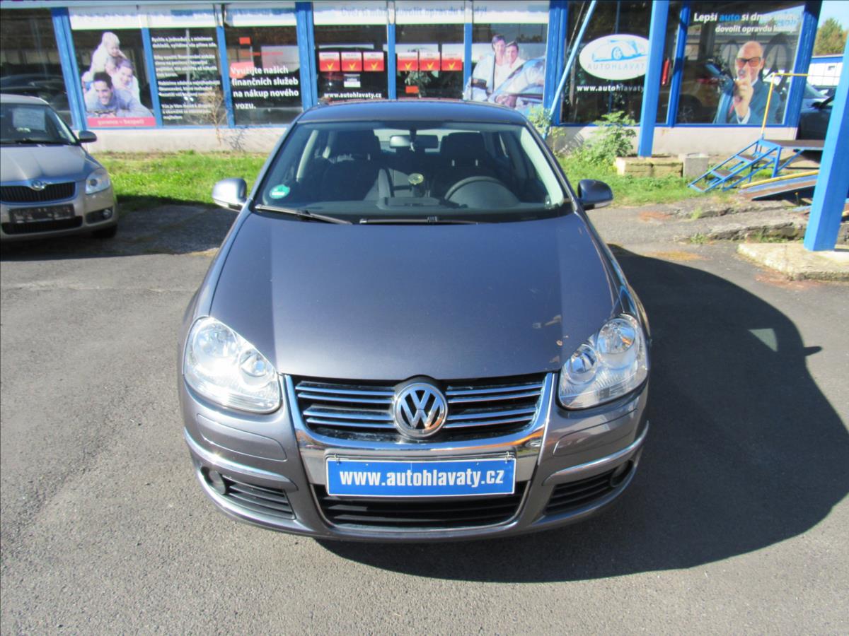 volkswagen-jetta-2-0-tdi-103kw - 1