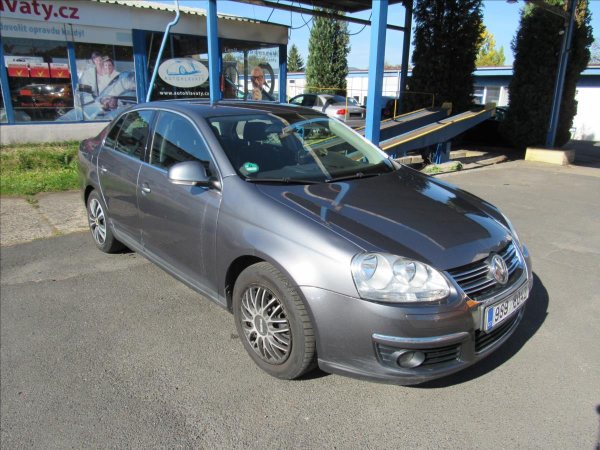 volkswagen-jetta-2-0-tdi-103kw - 2