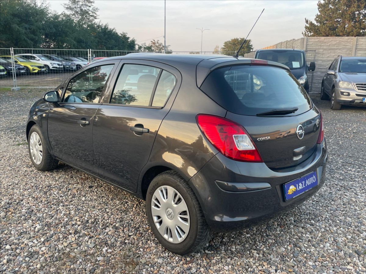 opel-corsa-1-2-i - 5