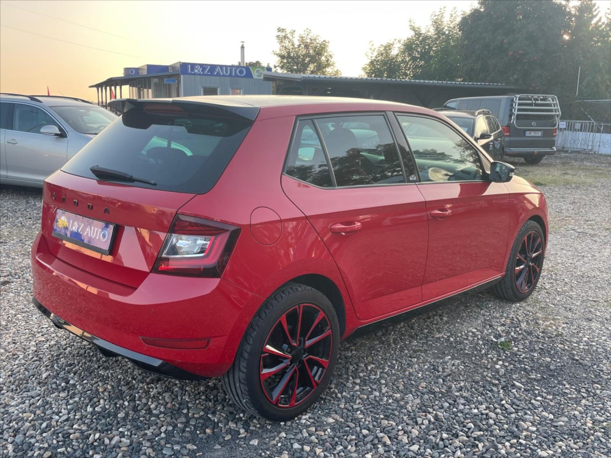 skoda-fabia-1-0-tsi-monte-carlo - 5