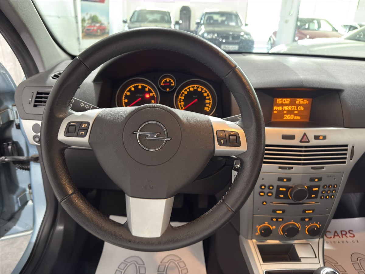 opel-astra-1-6-i-klimatizace-tempomat - 7