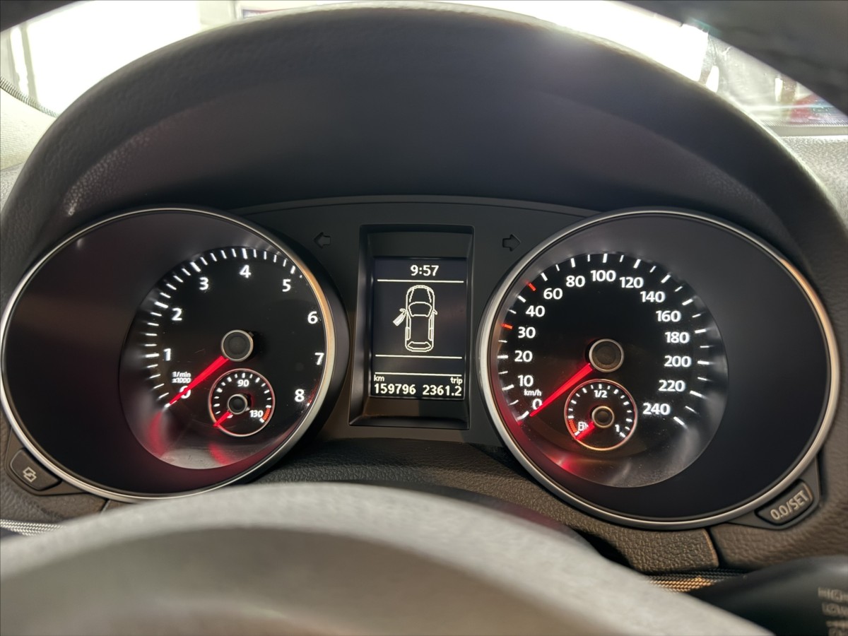 volkswagen-golf-1-4-tsi-style-bi-xen-navi - 9
