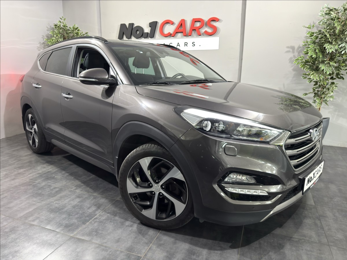 Hyundai Tucson 2,0   CRDI 4X4 STYLE PANO