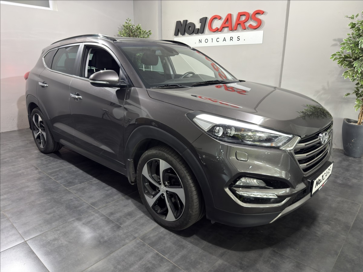 hyundai-tucson-2-0-crdi-4x4-style-pano - 1