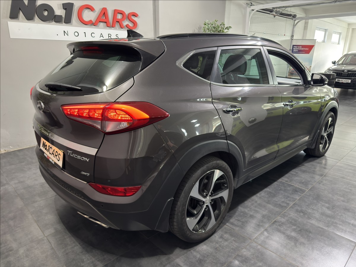 hyundai-tucson-2-0-crdi-4x4-style-pano - 4