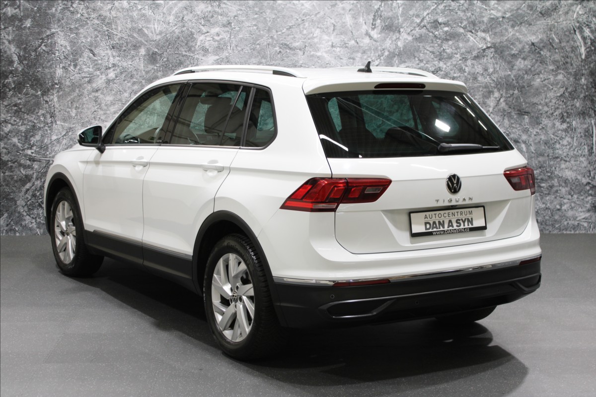 volkswagen-tiguan-1-5-tsi-active-1-majitel - 2