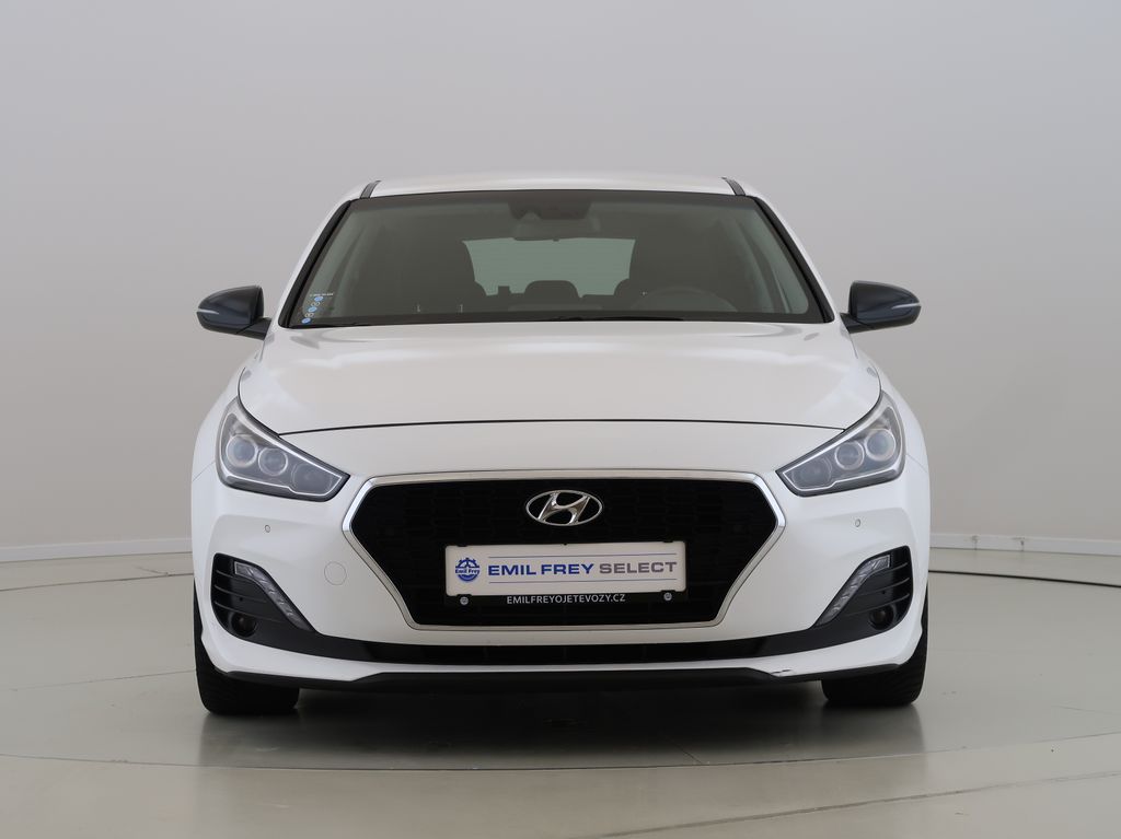 hyundai-i30-1-4-t-gdi-103kw-automat-kamera - 1