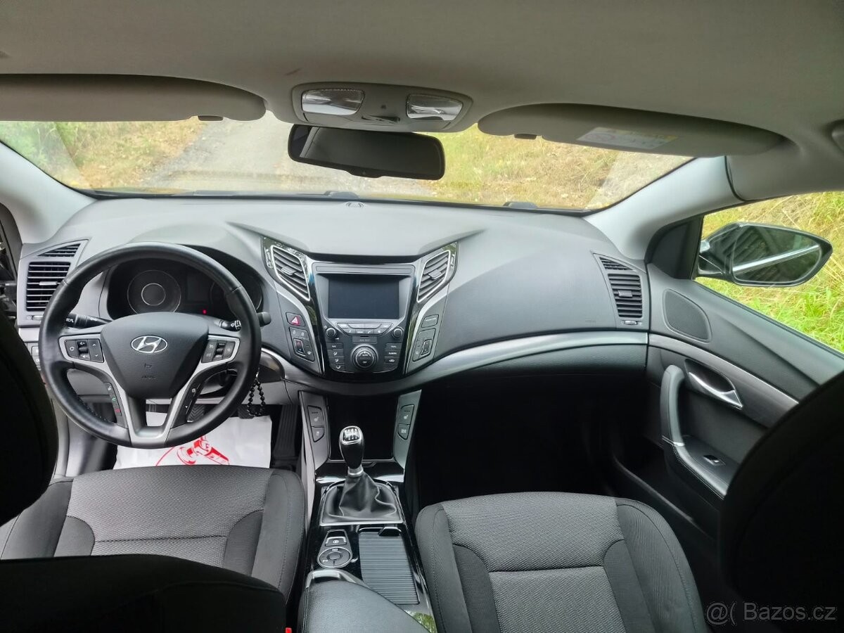 hyundai-i40-1-7-crdi-104-kw-r-2017-taz-zariz - 8
