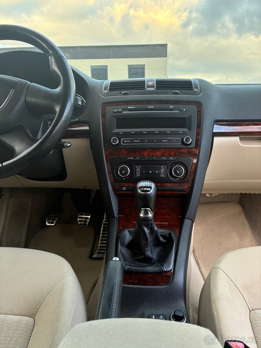 skoda-octavia-1-6-ii-facelift-mpi-75-kw - 1