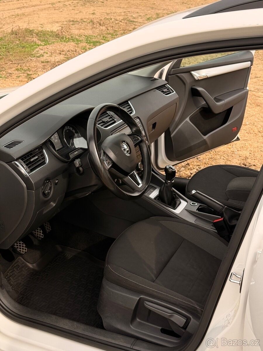 skoda-octavia-1-6-3-tdi - 9