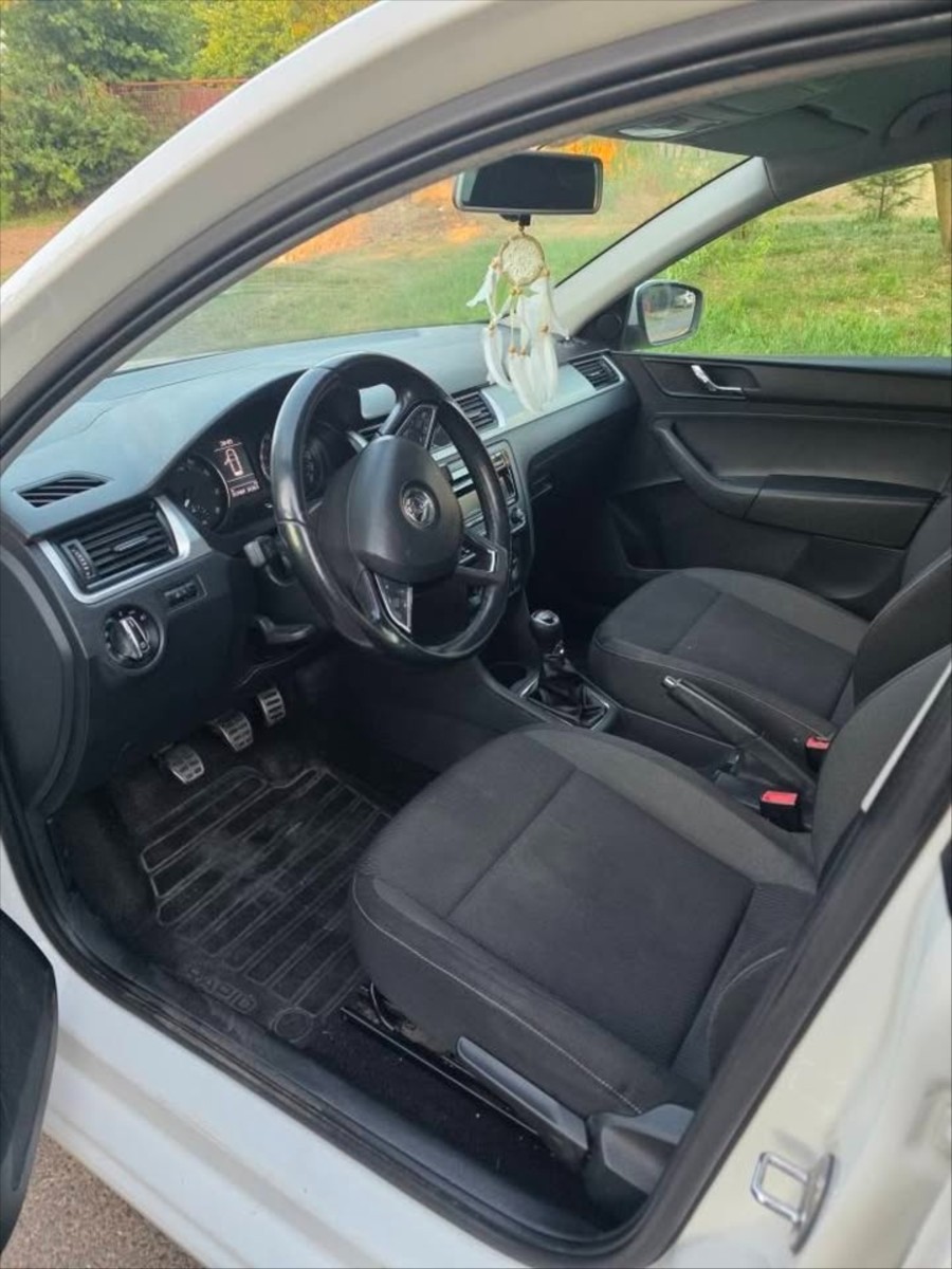 skoda-rapid-1-2-tsi-77-kw-2013-hezky-stav - 5