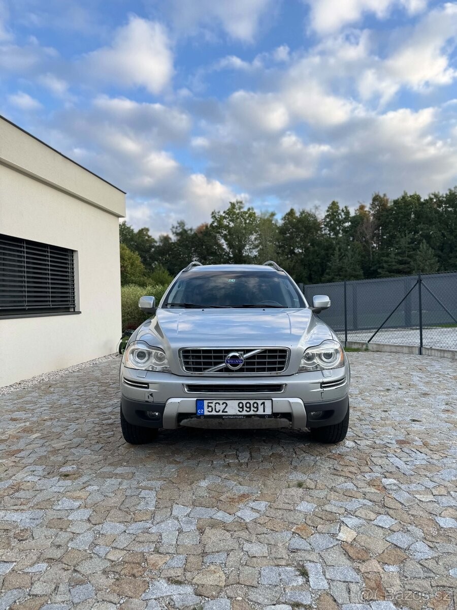 Volvo XC90 2,4   D5 AWD Summum, automat, 7 míst