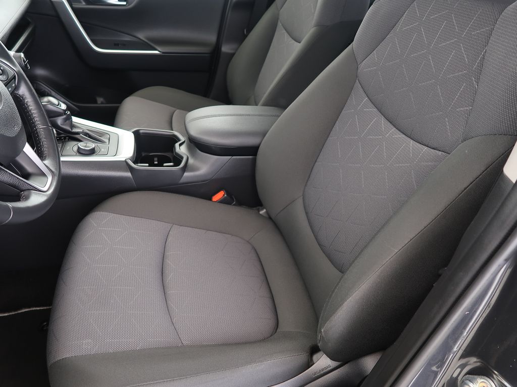 toyota-rav4-2-5hev-4x4-comfort-style-cz - 8