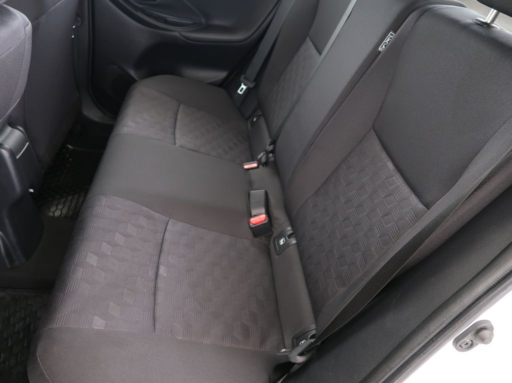 toyota-yaris-1-5-hybrid-68kw-cz-1maj - 9