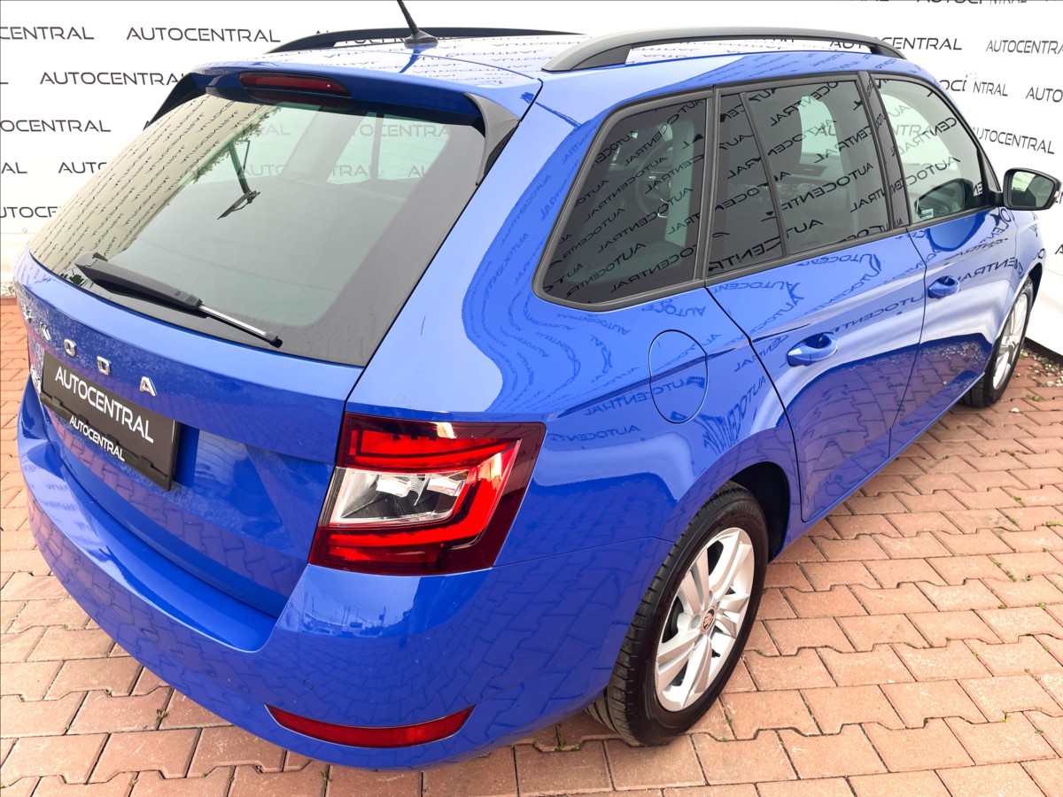 skoda-fabia-1-0-tsi-1-maj-cr-servi-historie - 8