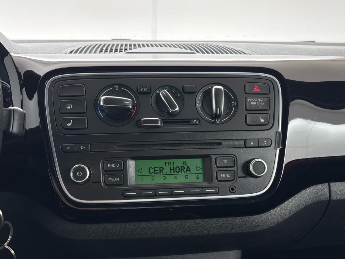 skoda-citigo-1-0-mpi-monte-carlo - 8