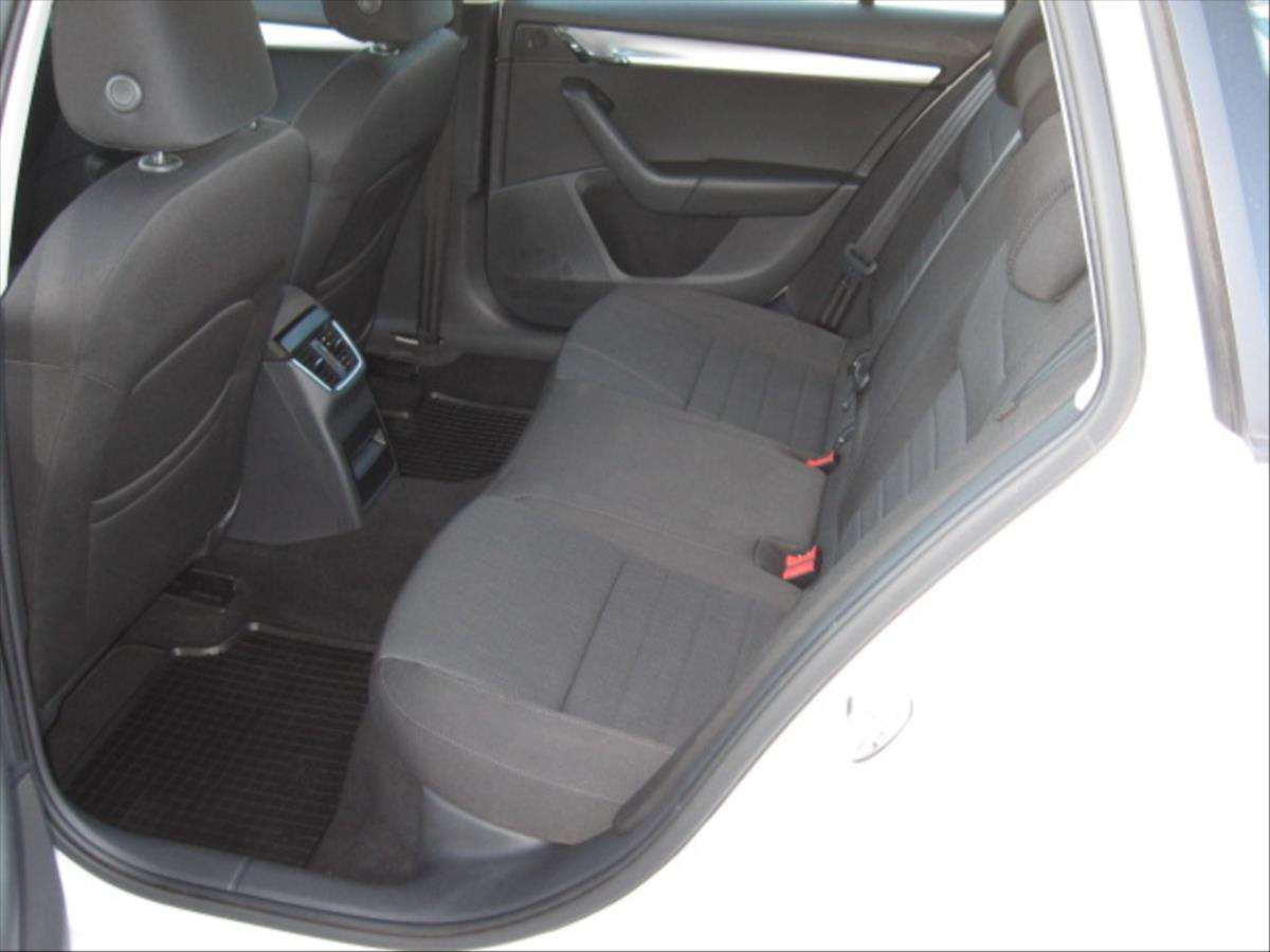 skoda-octavia-2-0-tdi - 8