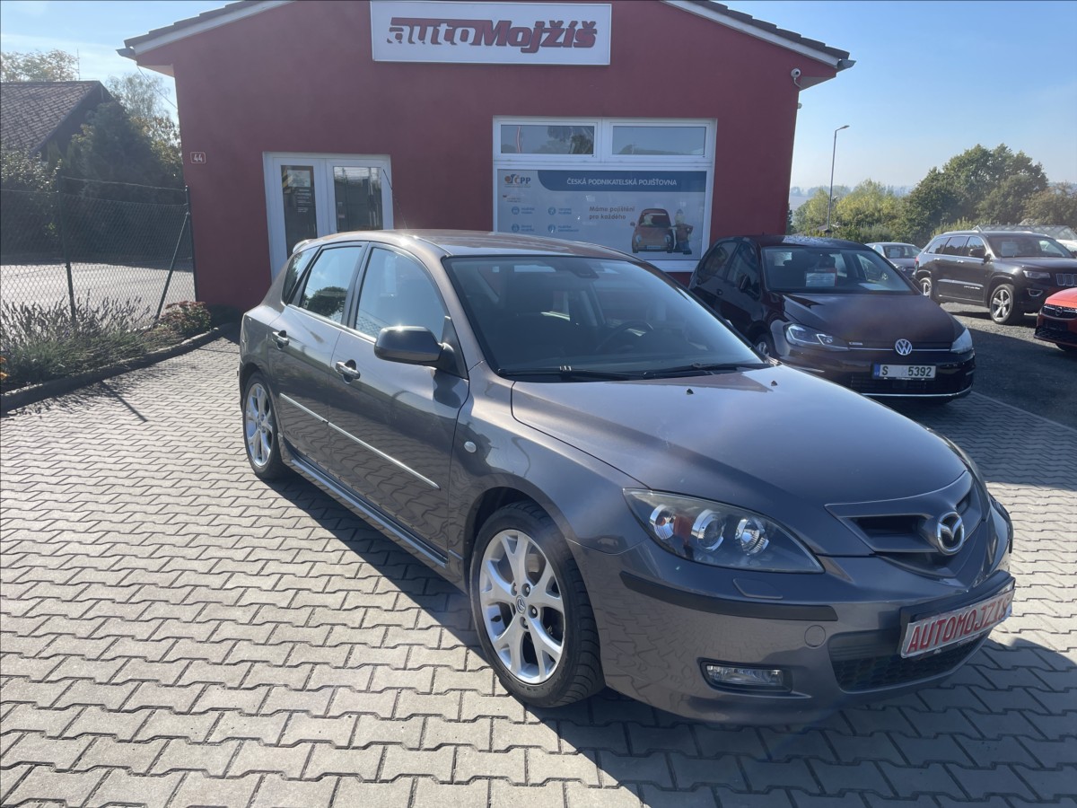 Mazda 3 2,0 16V 110 kW ČR XENONY AUTKLIMA OK