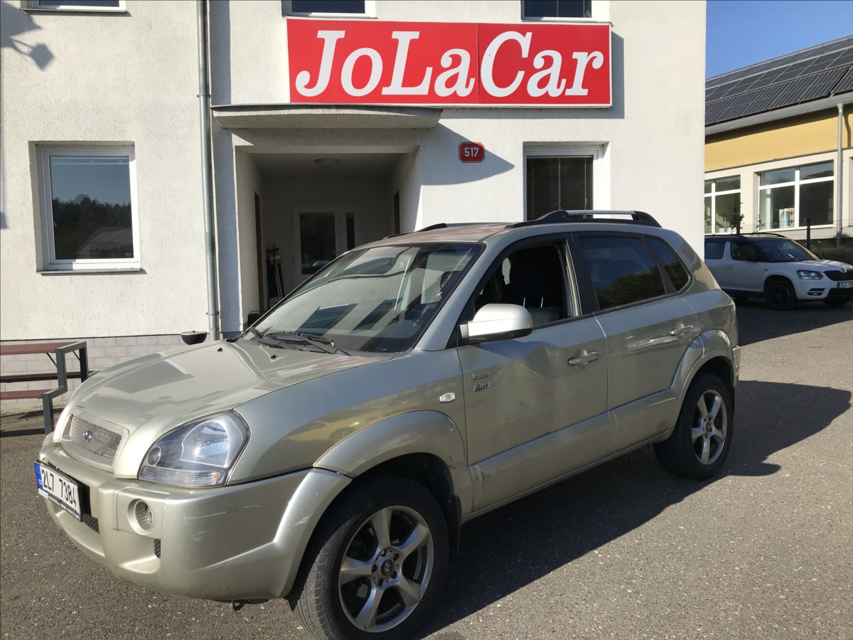 hyundai-tucson-2-0-i-104kw-4x4-mt - 1