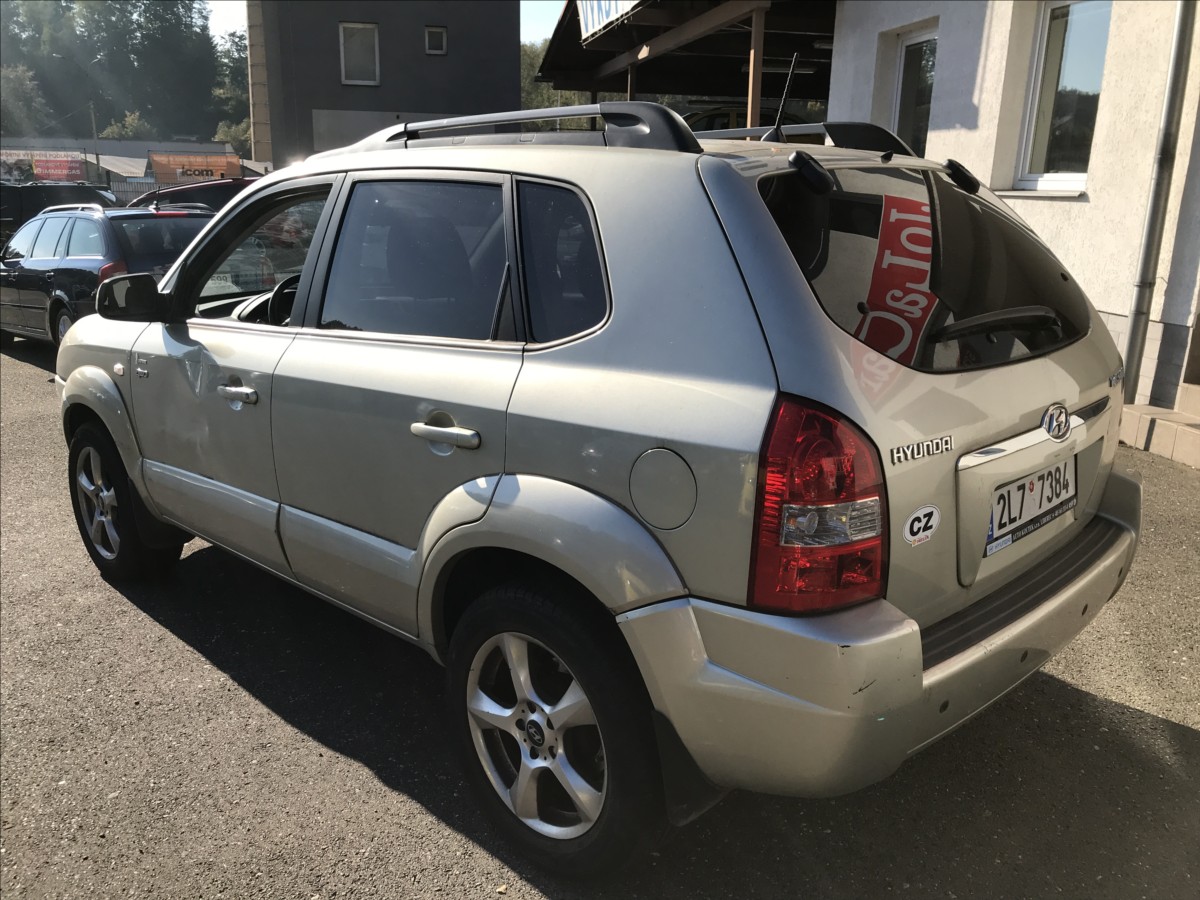 hyundai-tucson-2-0-i-104kw-4x4-mt - 4