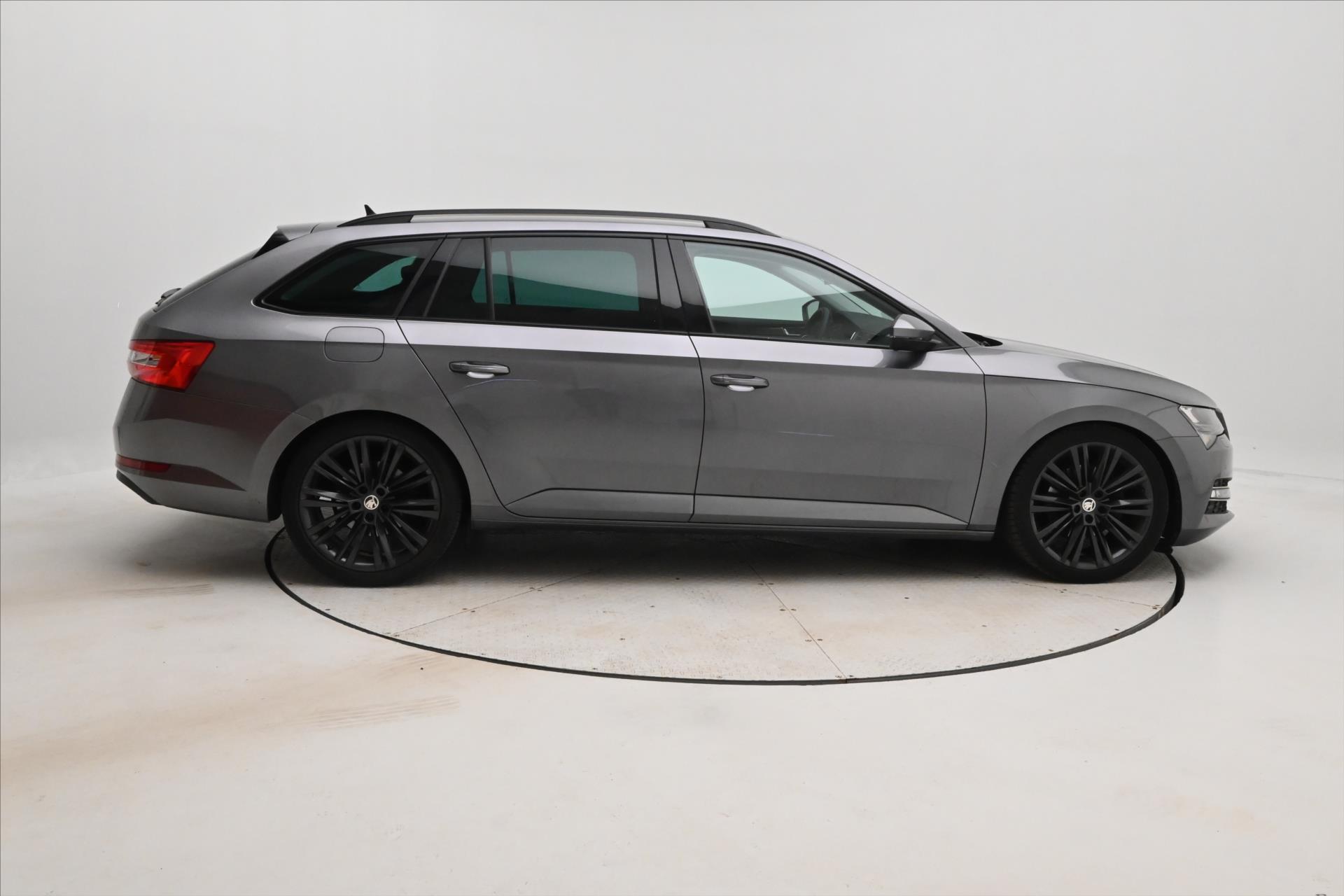 skoda-superb-2-0-tdi-110kw-dsg-style-zaruka-az-5-let - 3