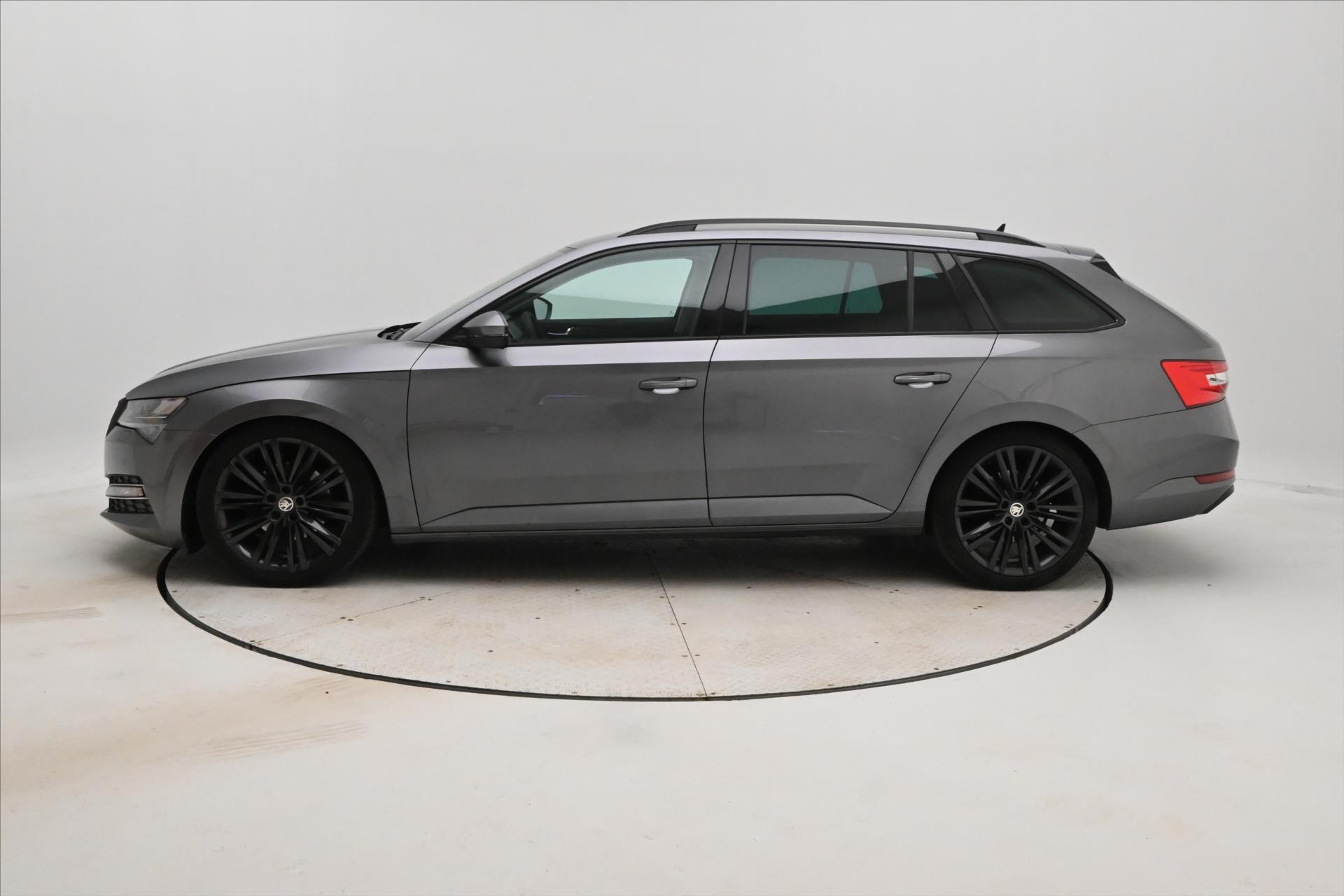 skoda-superb-2-0-tdi-110kw-dsg-style-zaruka-az-5-let - 7